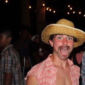 Meet your Posher, Zack